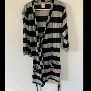 LOVE PINK - Striped Robe